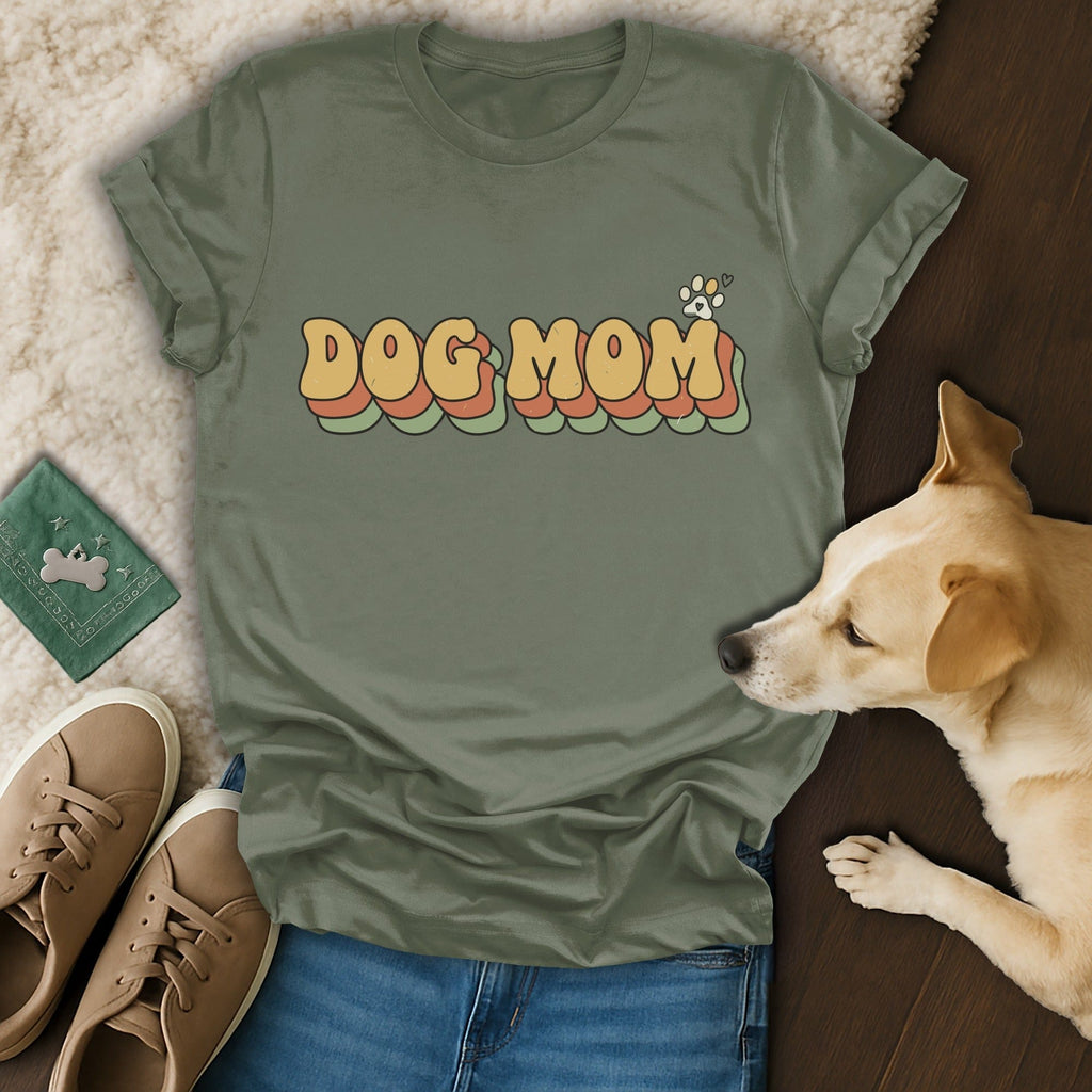 Retro Dog Mom Graphic T-Shirt 🐾