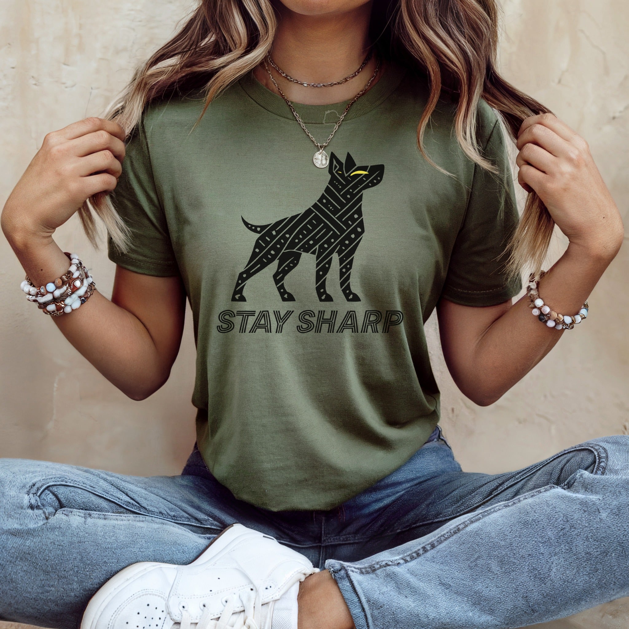 Stay Sharp Graphic Dog Design T-Shirt for Everyday Wear