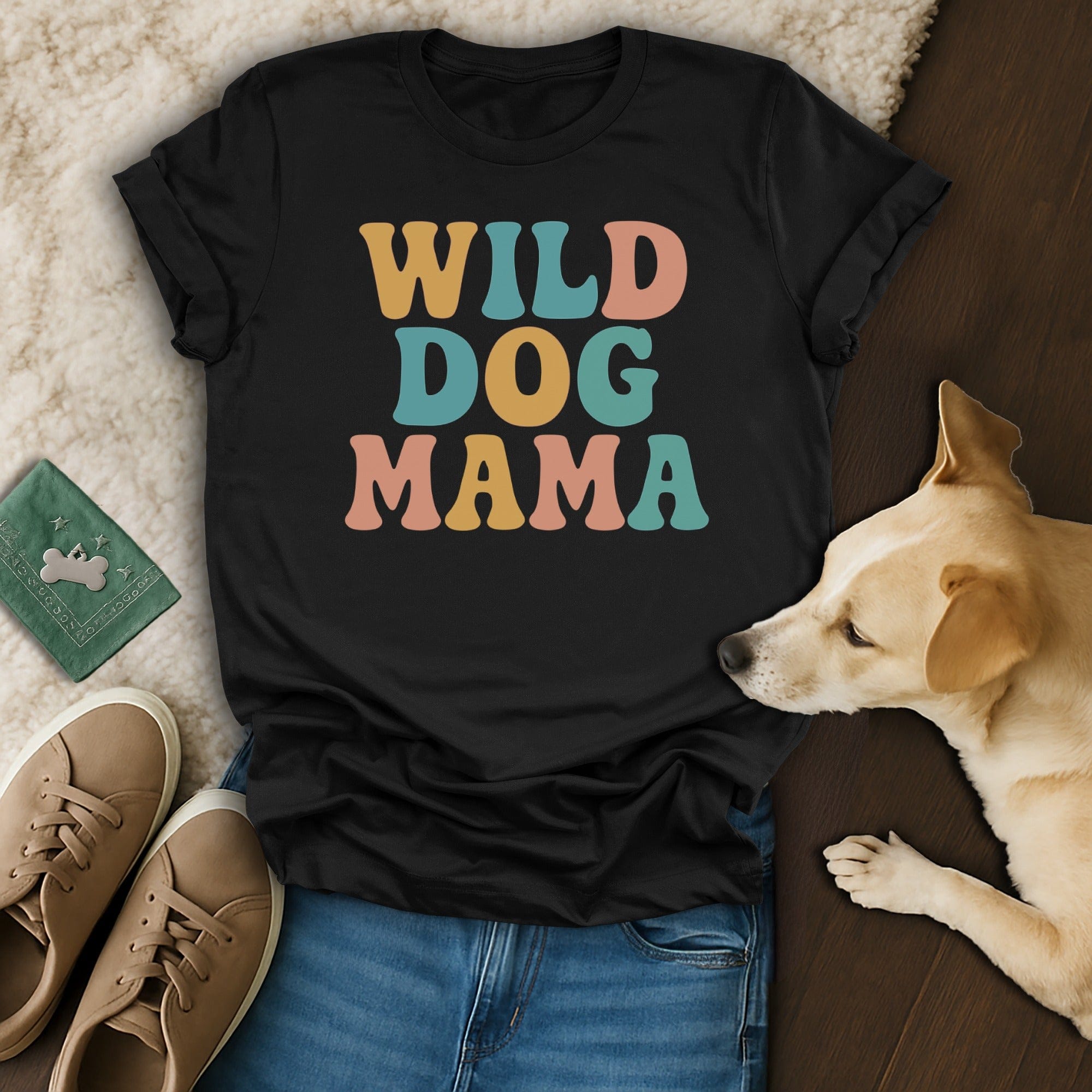 Wild Dog Mama T-Shirt 💚🐾💙